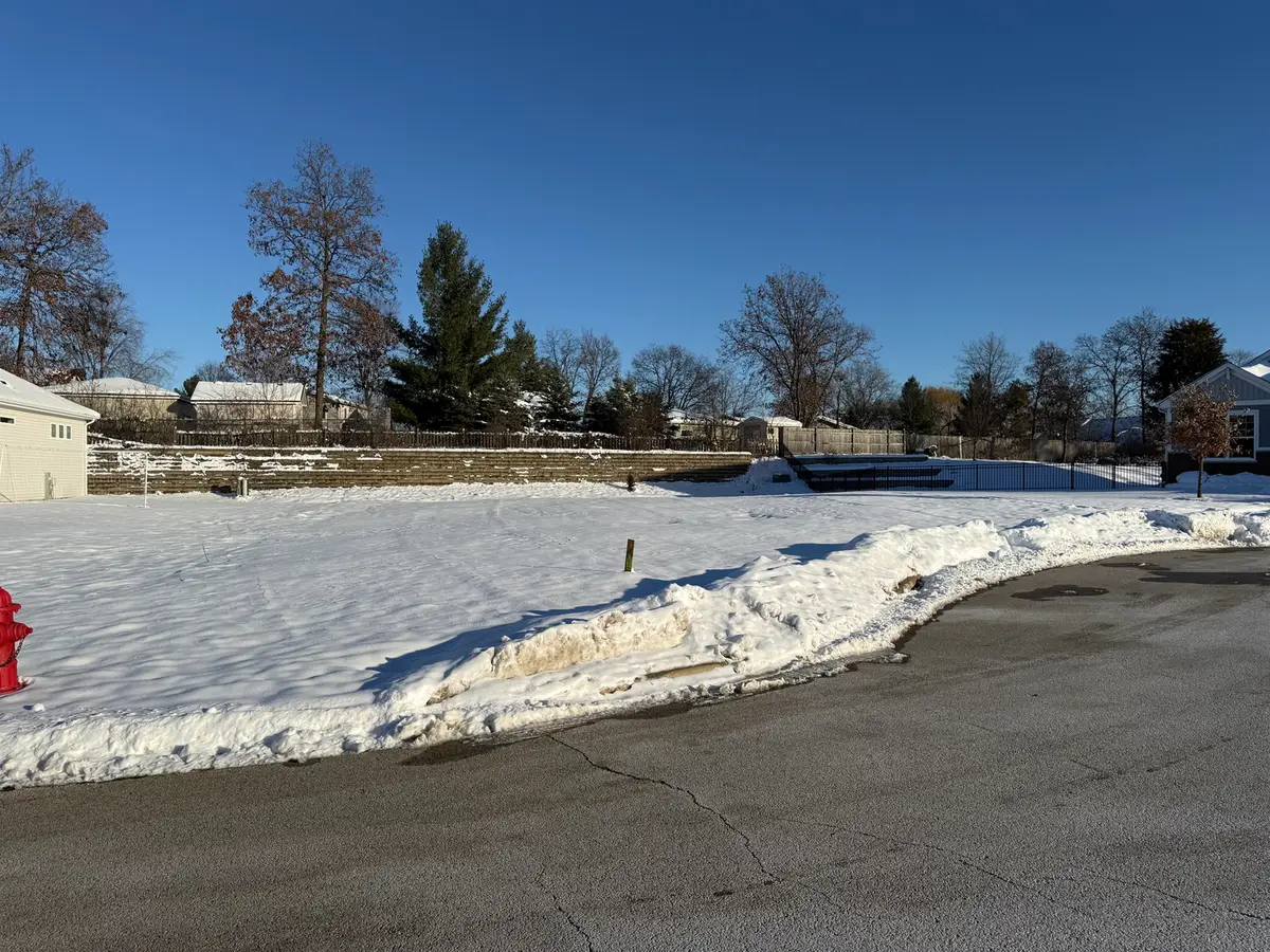 27 Lake Vista Court, Lake Villa, IL 60046 - Image #1