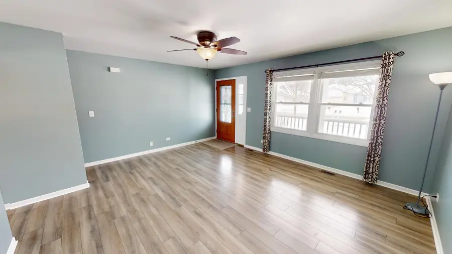 568 S Elizabeth Street, Maple Park, IL 60151 - Image #3