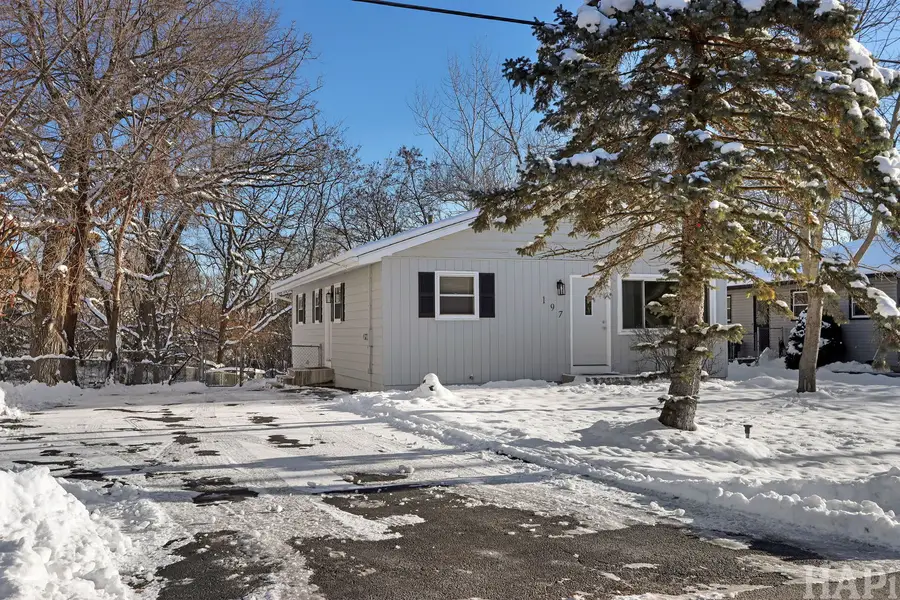 197 Maplewood Drive, Antioch, IL 60002 - Image #2