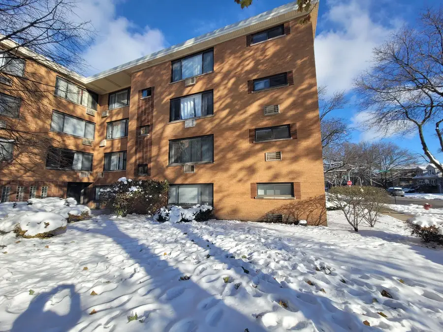 2700 W Lunt Avenue #201, Chicago, IL 60645 - #2