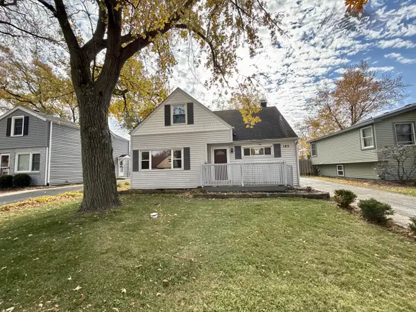 145 W Park Drive, Lombard, IL 60148