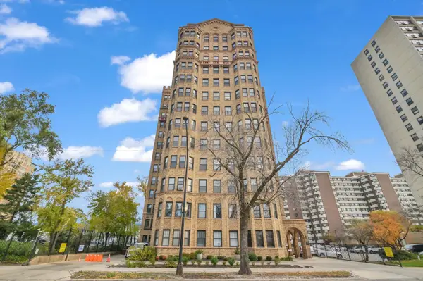 7321 S South Shore Drive #7F, Chicago, IL 60649