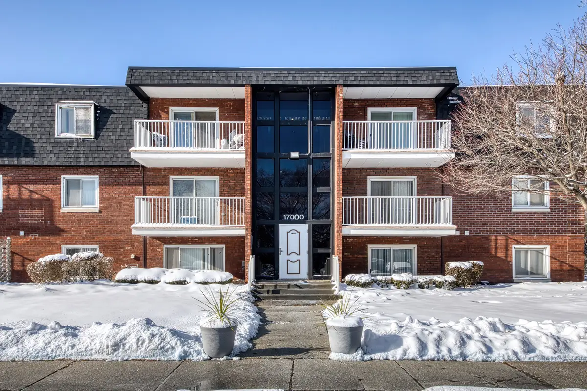 17000 Novak Drive #T-105, Hazel Crest, IL 60429 - Image #1