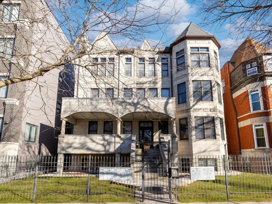 4105 S Drexel Boulevard #1SR, Chicago, IL 60653 - Image #2