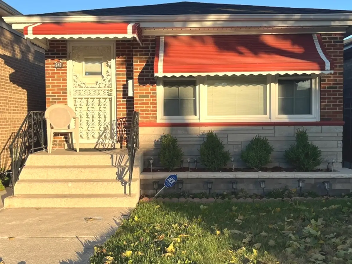 841 N Kildare Avenue, Chicago, IL 60651 - Image #1