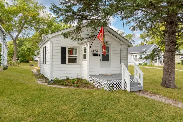 3224 Gilboa Avenue, Zion, IL 60099