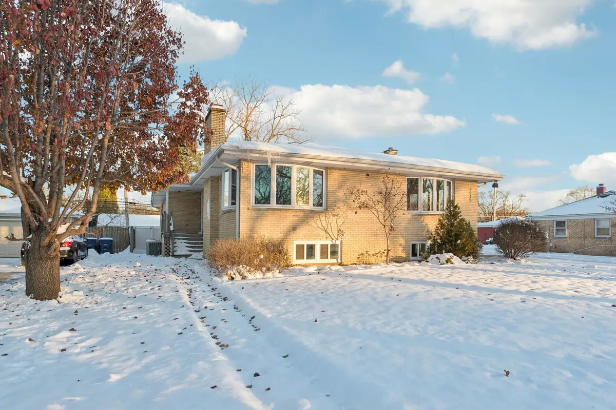 2945 S Scott Street, Des Plaines, IL 60018 - Image #1