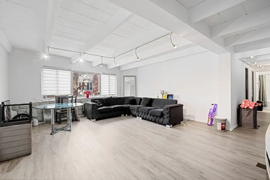 1960 W Hood Avenue #2C, Chicago, IL 60660 - Image #2