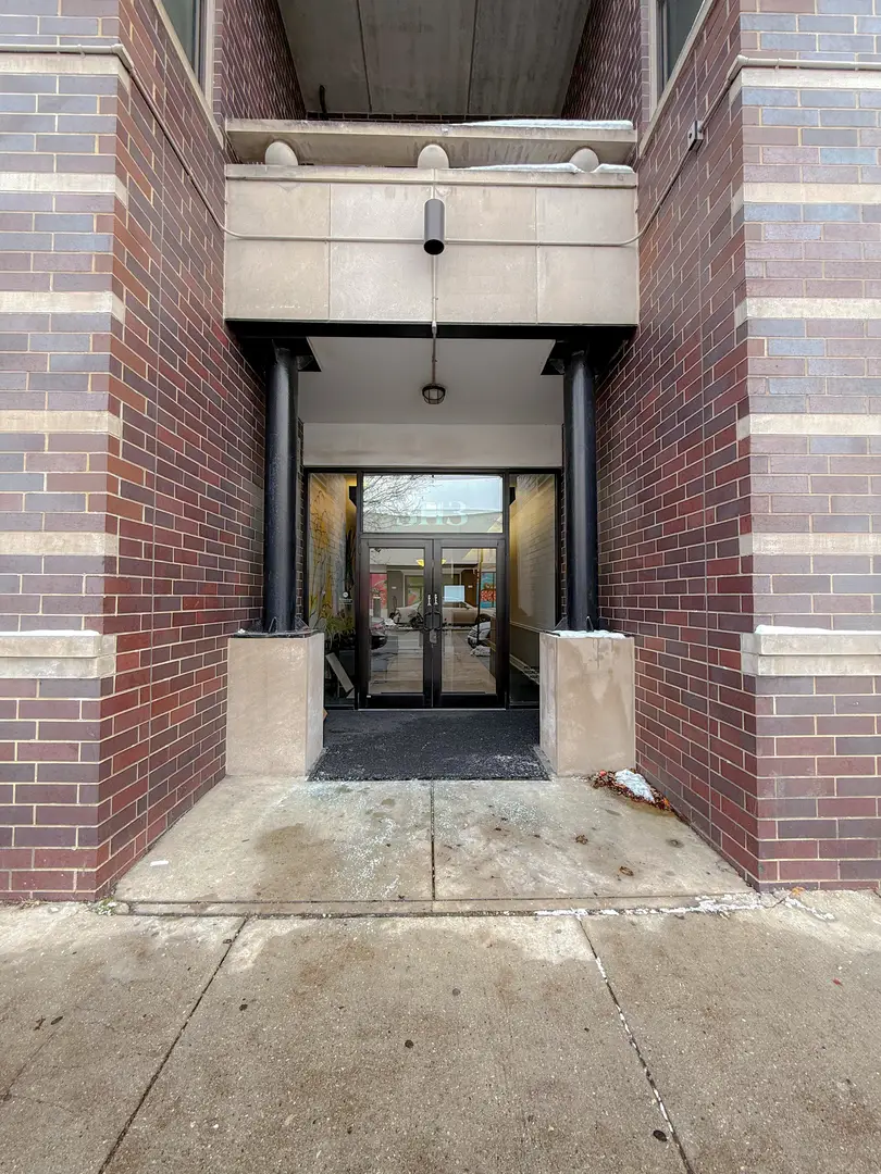 3111 W Lawrence Avenue #D202, Chicago, IL 60625 - Image #2