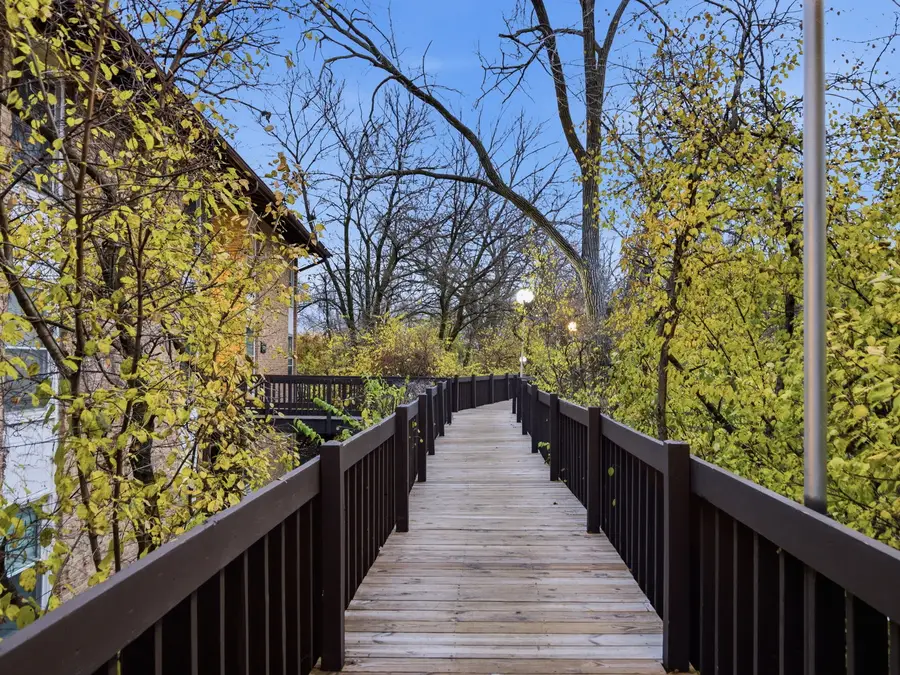 5512 E Lake Drive #C, Lisle, IL 60532 - Image #3