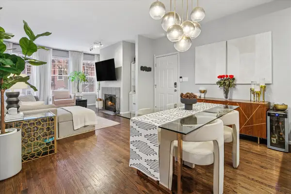 301 W Scott Street #103, Chicago, IL 60610