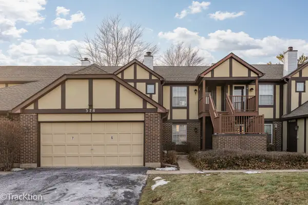 378 Sandhurst Circle #7, Glen Ellyn, IL 60137