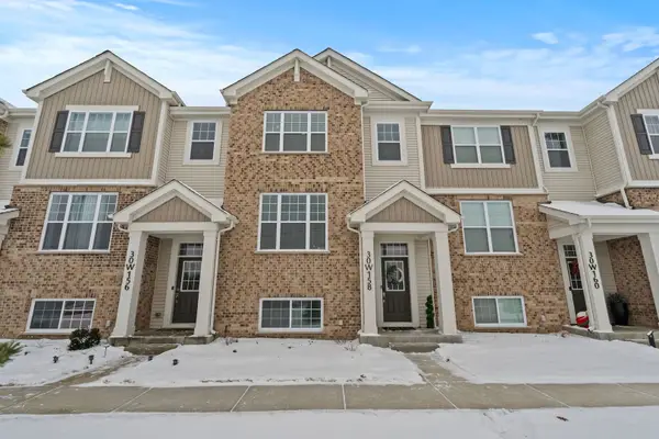 30W158 Wheeler Circle, Warrenville, IL 60563
