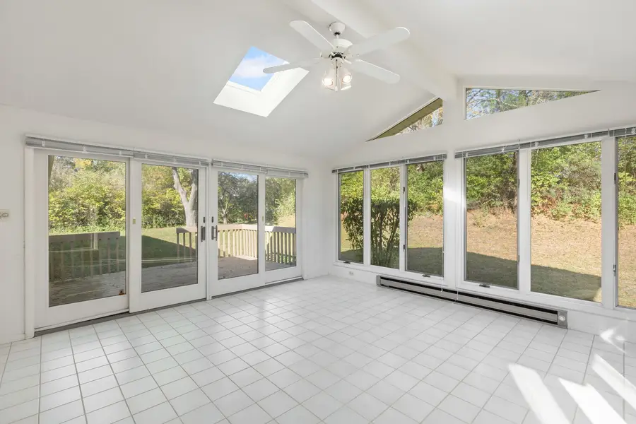 920 Eden Drive, Schaumburg, IL 60195 - Image #2