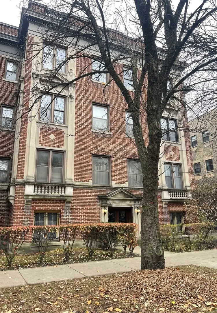 1147 E Hyde Park Boulevard #1B, Chicago, IL 60615 - Image #1