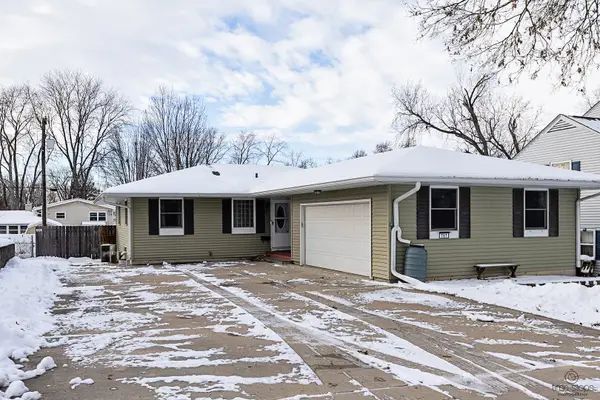 767 Adams Street, Ottawa, IL 61350