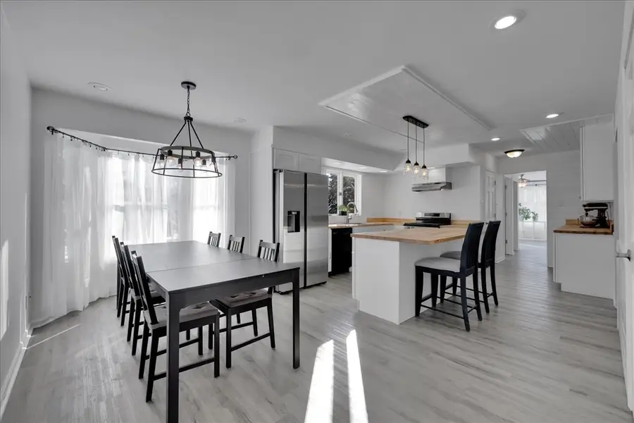 650 N View Street, Hinckley, IL 60520 - Image #3