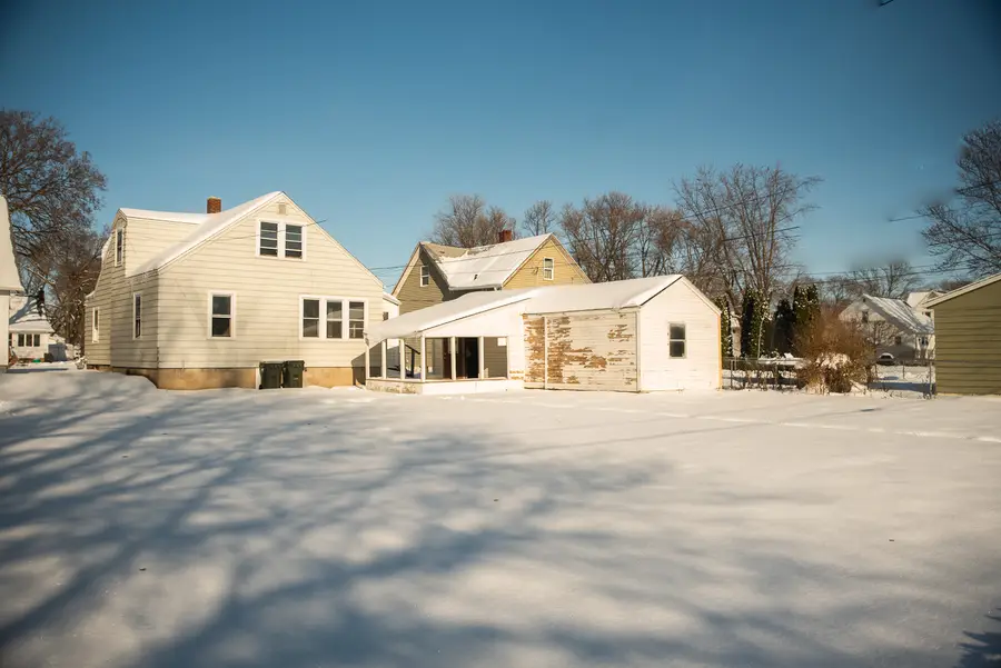 1003 W 7th Street, Sterling, IL 61081 - Image #2