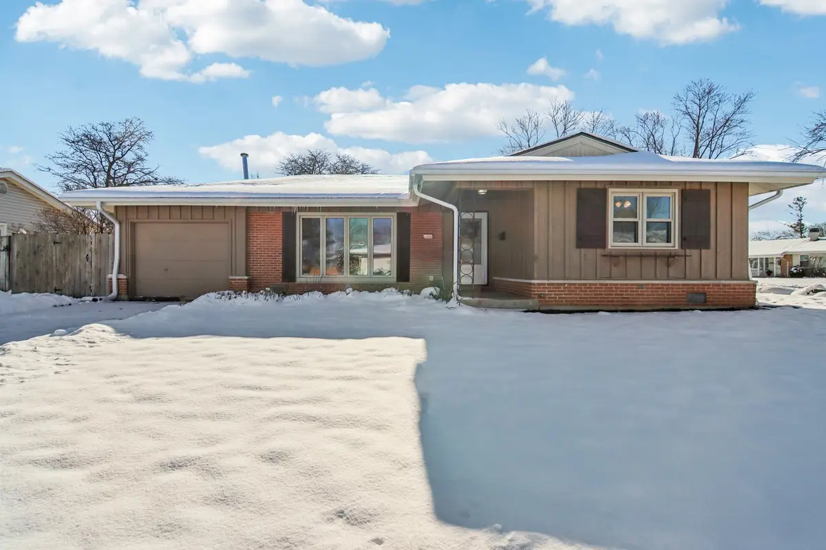 231 Tower Lane, Elk Grove Village, IL 60007 - Image #1