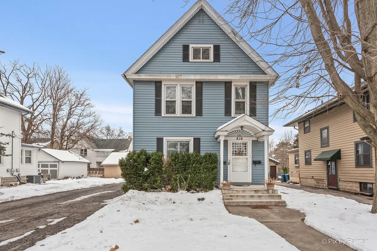 810 W Galena Boulevard, Aurora, IL 60506 - Image #1