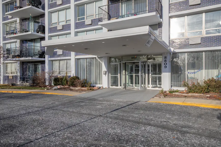 8809 Golf Road #8J, Niles, IL 60714 - #2