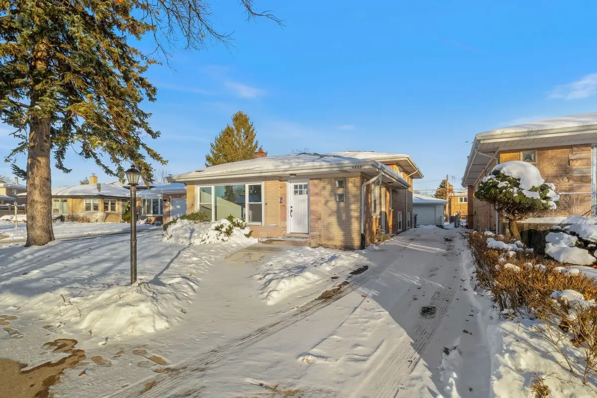 4525 N Plainfield Avenue, Norridge, IL 60706 - Image #1