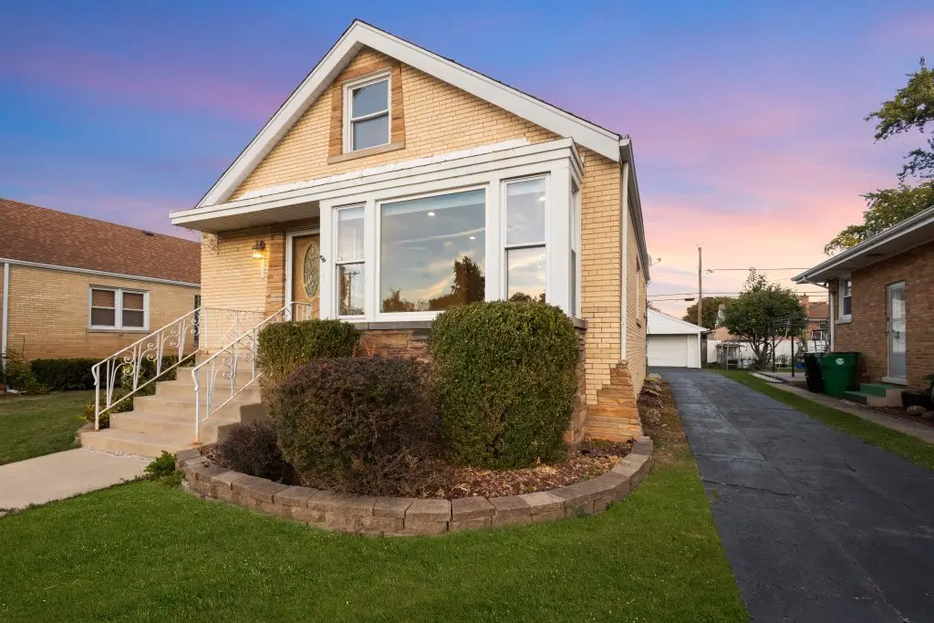 1907 Suffolk Avenue, Westchester, IL 60154 - Image #1