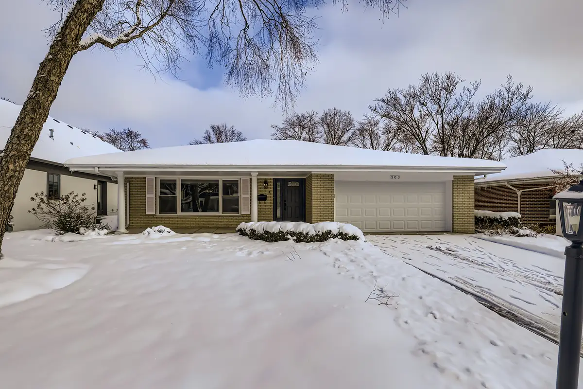 303 S Fernandez Avenue, Arlington Heights, IL 60005 - Image #1