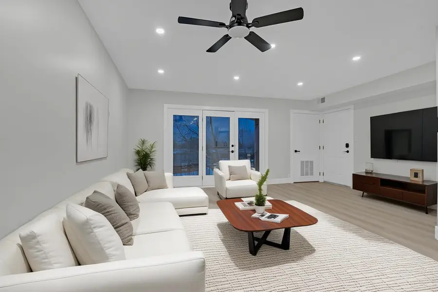 10347 Dearlove Road #302, Glenview, IL 60025 - Image #3