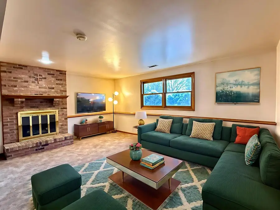 1980 Sapphire Lane, Aurora, IL 60506 - Image #2