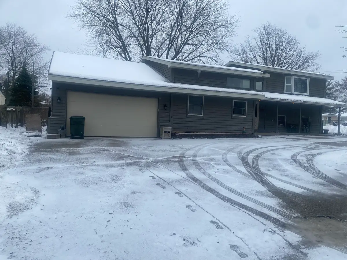 6606 Silver Lake Road, Cary, IL 60013 - Image #1