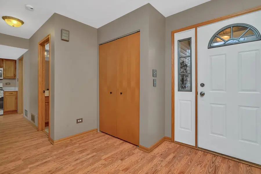 936 Treeline Court, Lockport, IL 60441 - Image #2