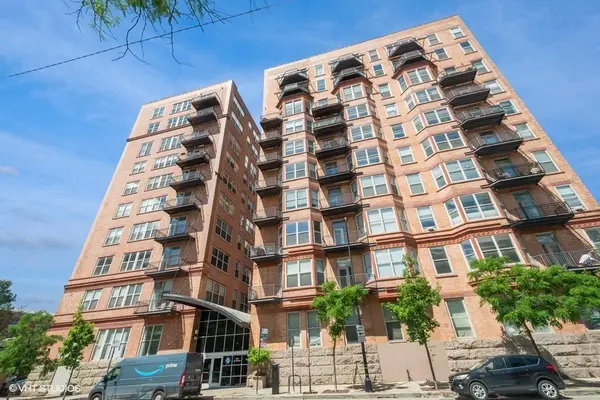 500 S Clinton Street #817, Chicago, IL 60607