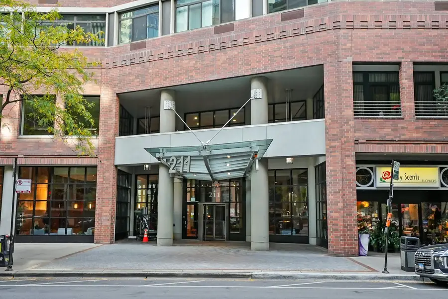 211 E Ohio Street #2707, Chicago, IL 60611 - Image #2