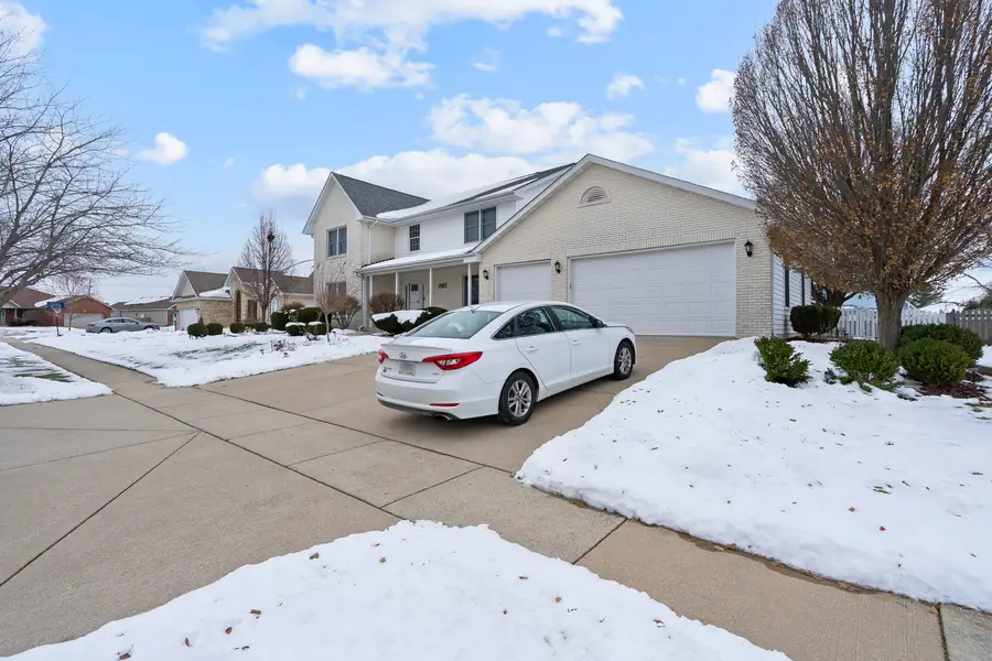 24751 Rosewood Lane, Manhattan, IL 60442 - Image #3
