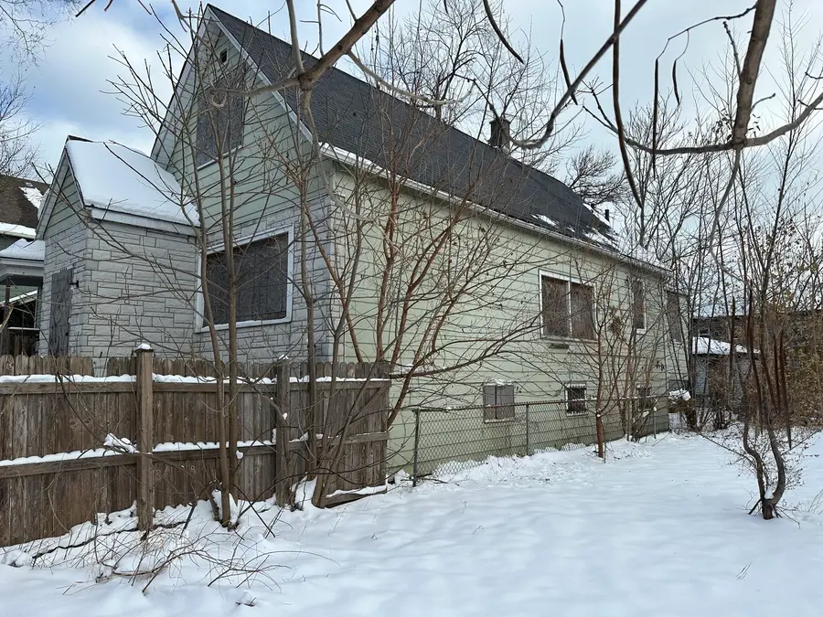 2921 E 78th Place, Chicago, IL 60649 - Image #3
