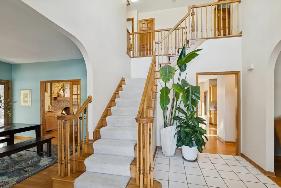 600 Crosswind Lane, Lindenhurst, IL 60046 - Image #3