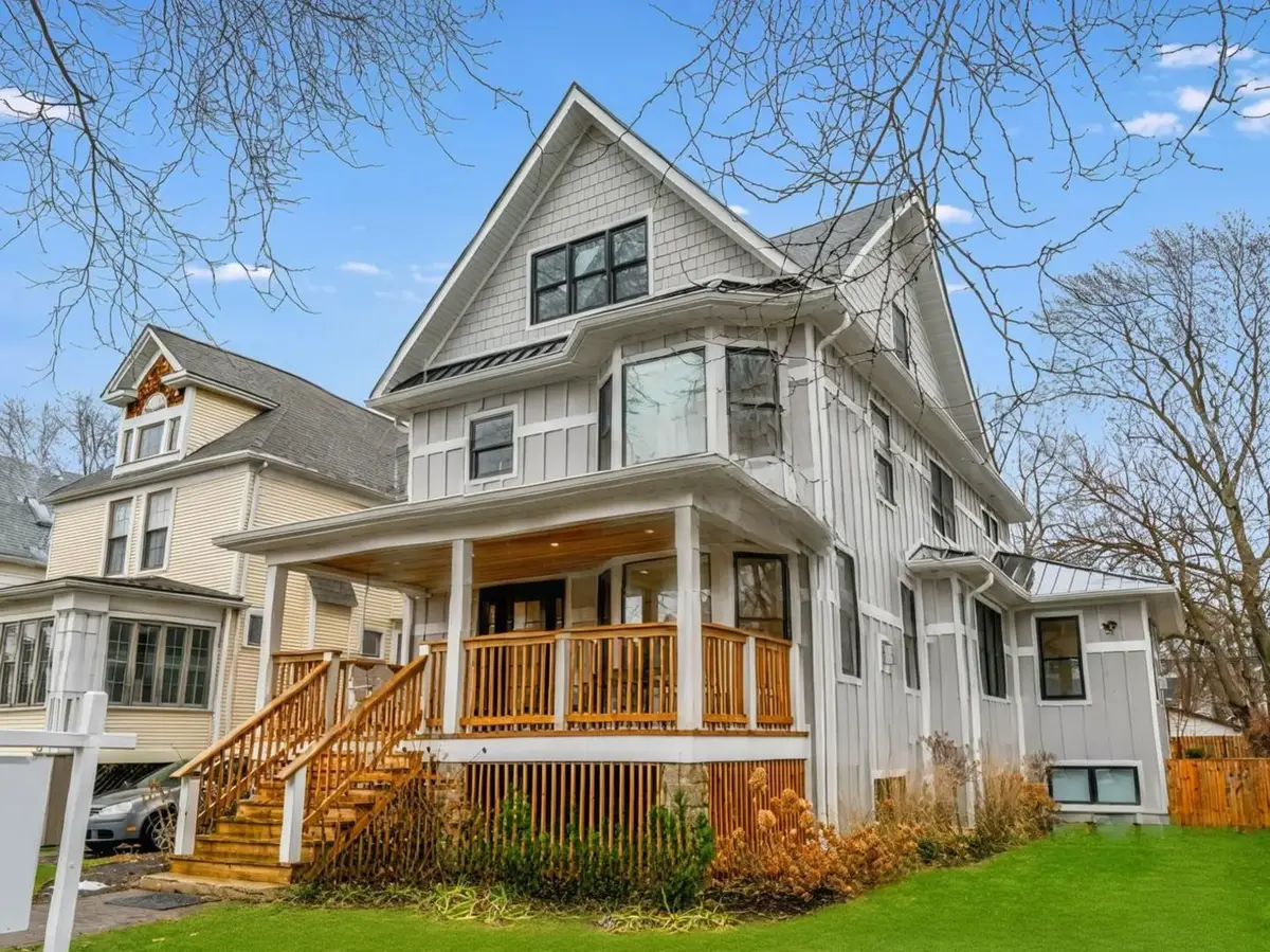 3817 N Lowell Avenue, Chicago, IL 60641 - Image #1