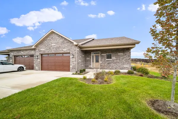 25162 S Westwind Drive, Channahon, IL 60410