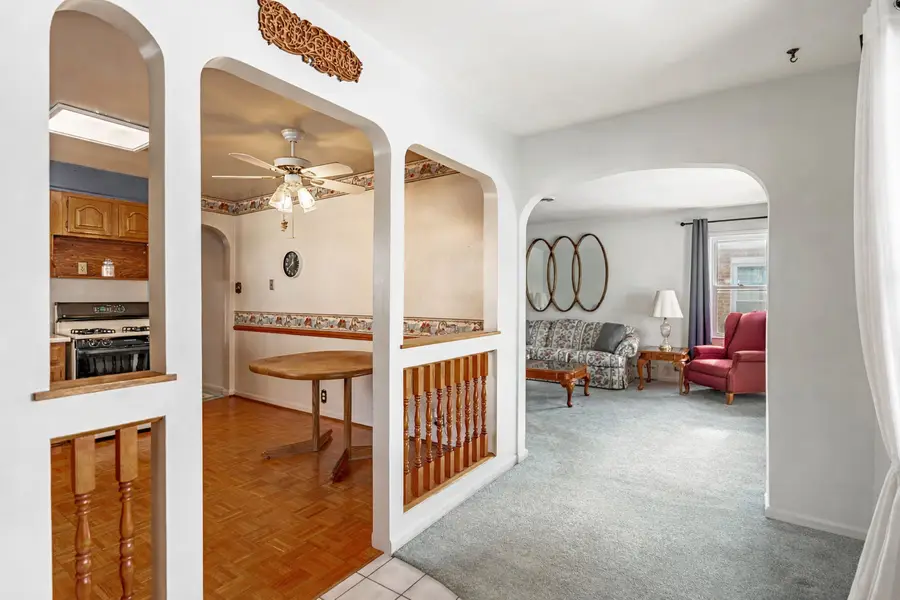 303 N Elmwood Avenue, Wood Dale, IL 60191 - Image #3