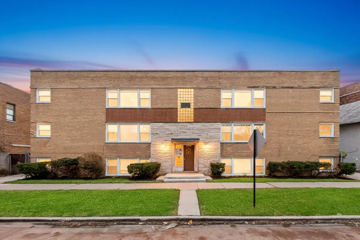 7327 S Kingston Avenue #1, Chicago, IL 60649 - Image #1