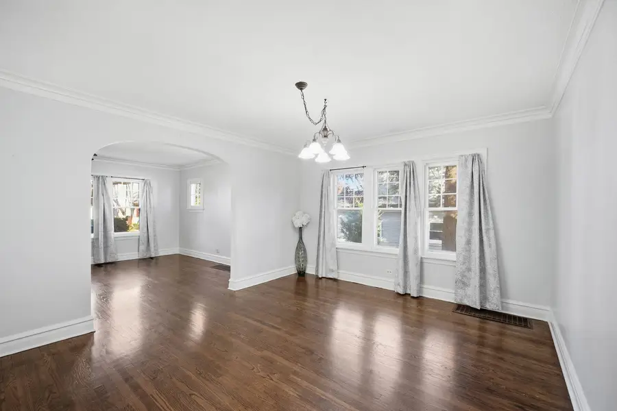 1489 E Algonquin Road, Des Plaines, IL 60016 - Image #3