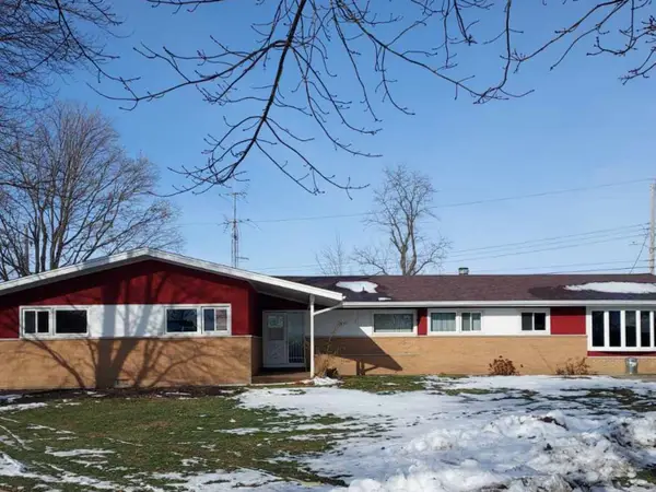 34 Walnut Circle, Tuscola, IL 61953