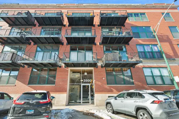 3500 S Sangamon Street #401, Chicago, IL 60609