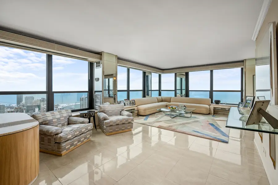 1030 N State Street #51EF, Chicago, IL 60610 - Image #2