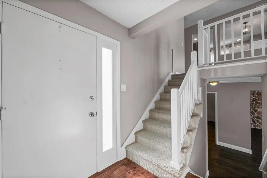 702 Devonshire Drive, Champaign, IL 61820 - Image #3