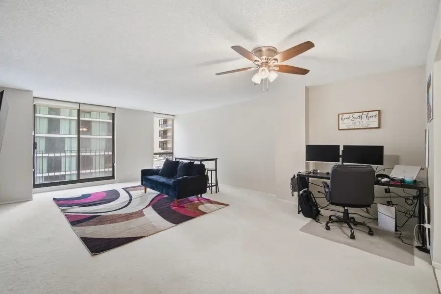 70 W Huron Street #607, Chicago, IL 60654 - Image #2