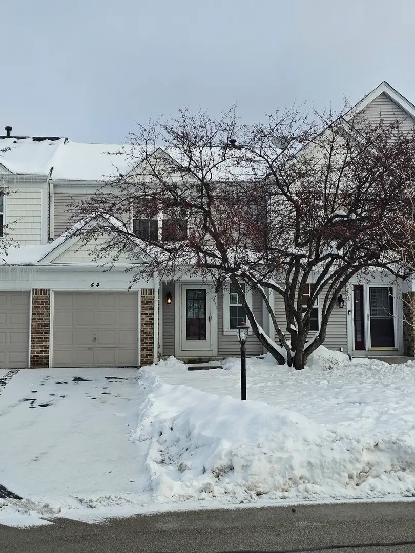 44 E Shagbark Lane, Streamwood, IL 60107 - Image #1
