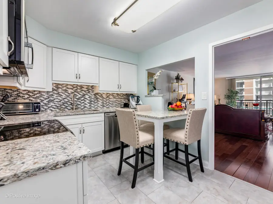 6007 N Sheridan Road #14D, Chicago, IL 60660 - #2