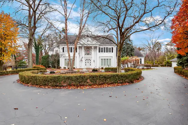 9S174 Drew Avenue, Burr Ridge, IL 60527